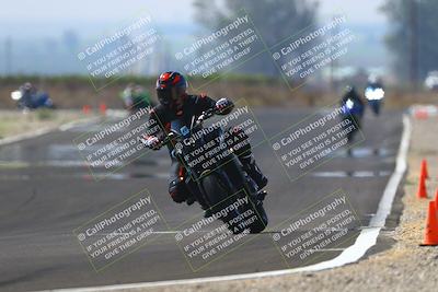 media/Sep-20-2025-TrackDaz (Sat) [[27f0cde673]]/B Group/220pm (Turn 9)/